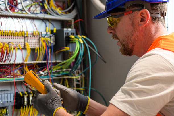 Best Circuit Breaker Repair  in Carpentersvle, IL